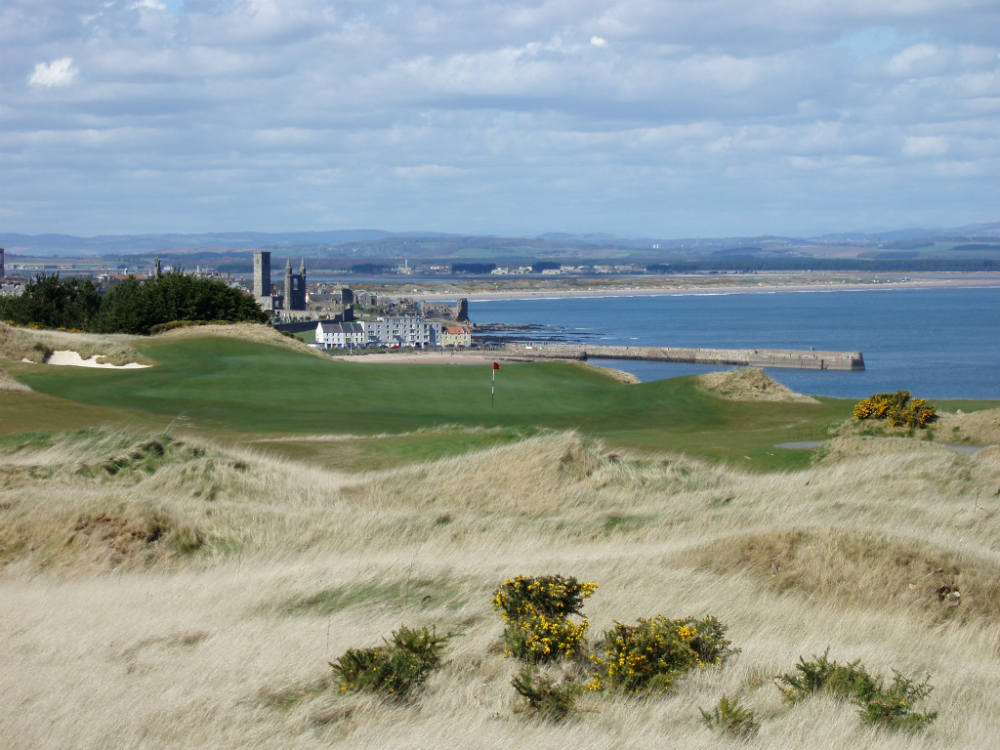 6th hole at the Castle Course in St Andrews