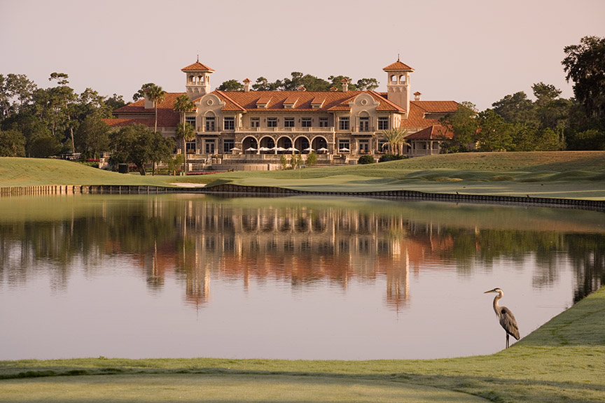 Reflet du club house de Sawgrass en Floride 