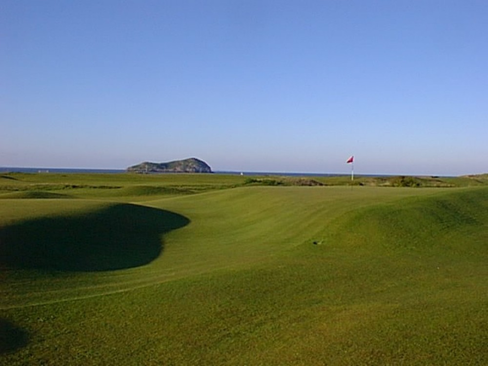Undulated 16th green at North Berwick Undulated 16th green at North Berwick