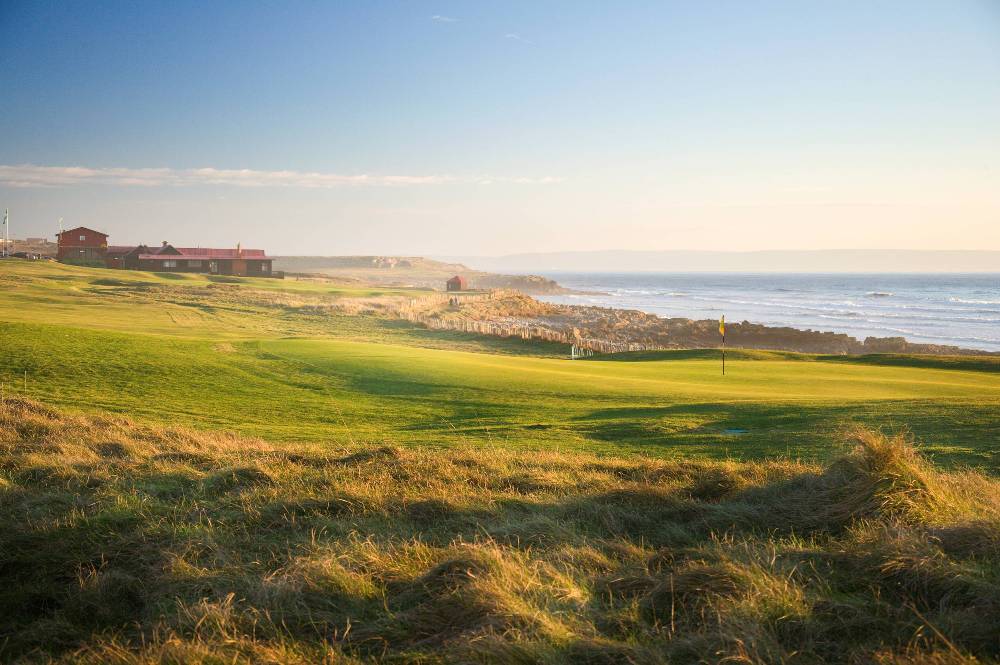 Green and the ocean at Royal Porthcawl