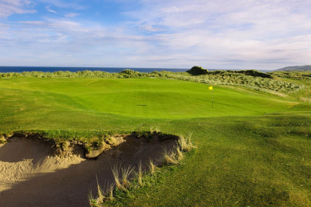 Machrihanish Dunes's green 