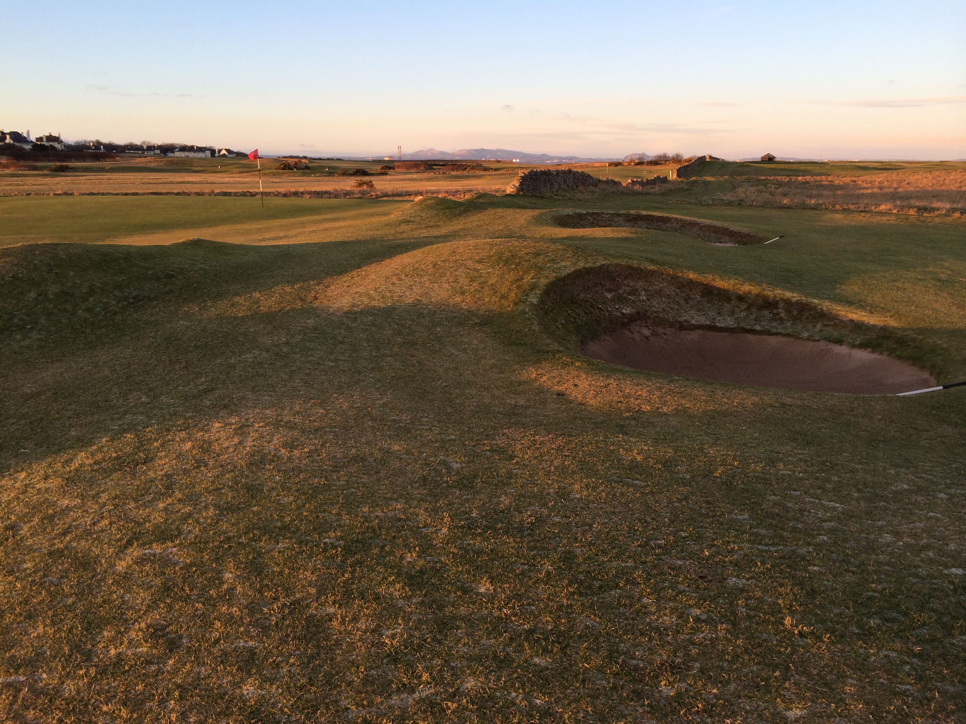 Bunkers and green at Kilspindie Golf Course