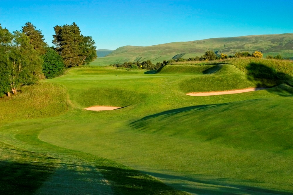 Par 4 on the King's golf course at Gleneagles