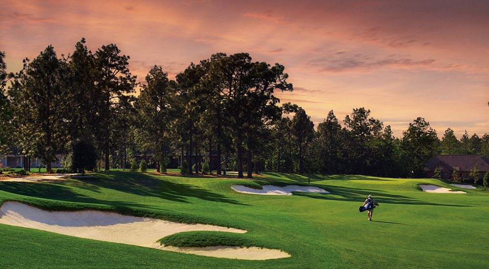 Coucher de soleil sur le parcours 6 de Pinehurst 