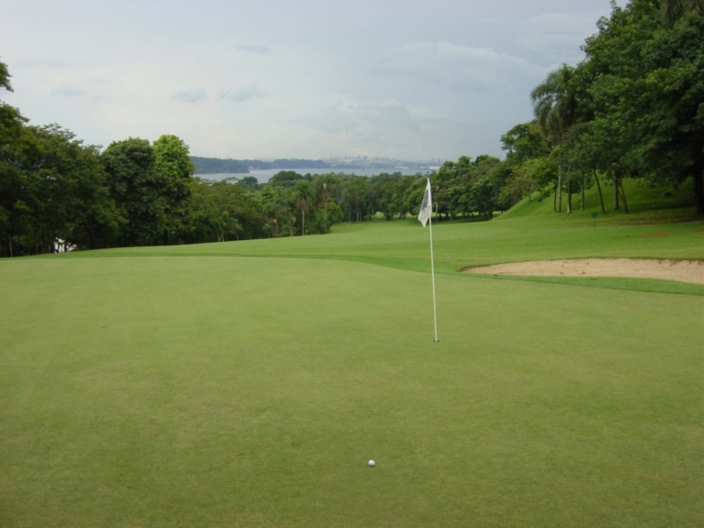 Elevated green at the Sao Paulo golf course