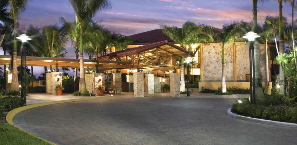 Entrée du club au PGA National 