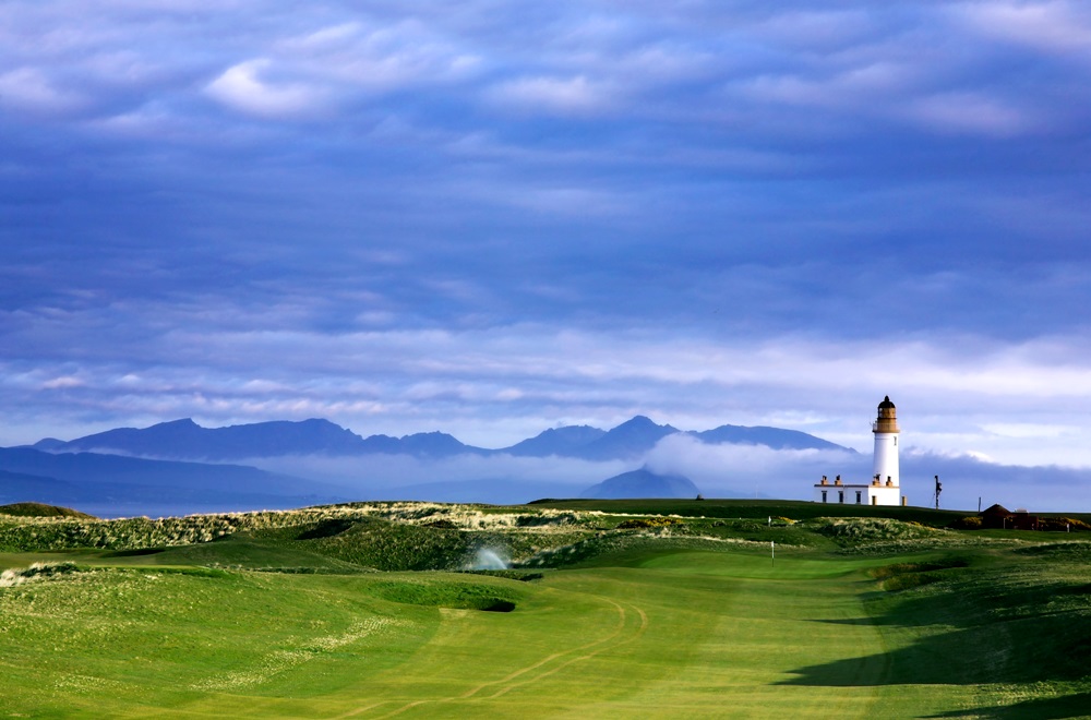7th hole on the Ailsa golf course at Turnberry