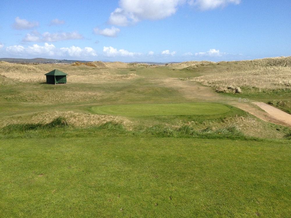 Long Par 4 at Baltray at County Louth