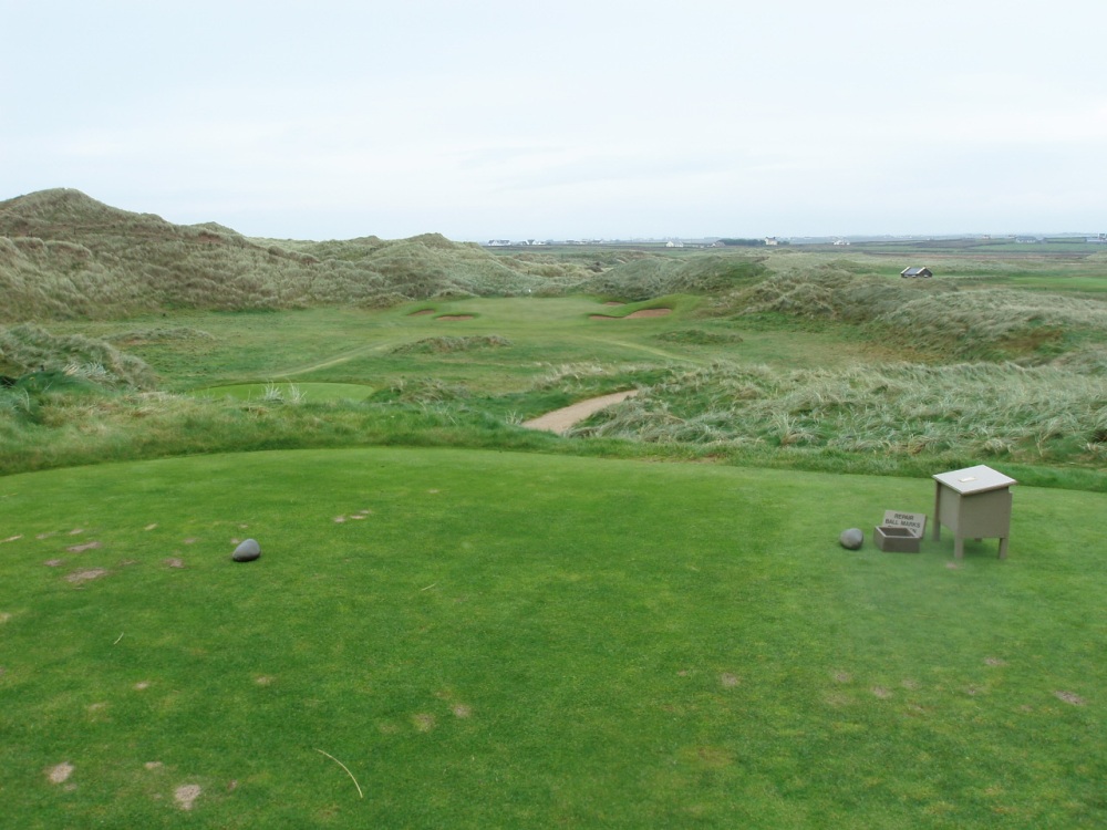 Tee at Doonbeg golf course Trump International Golf Links