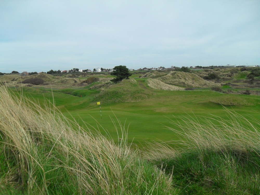 Green and dunes of the Royal Birkdale golf course
