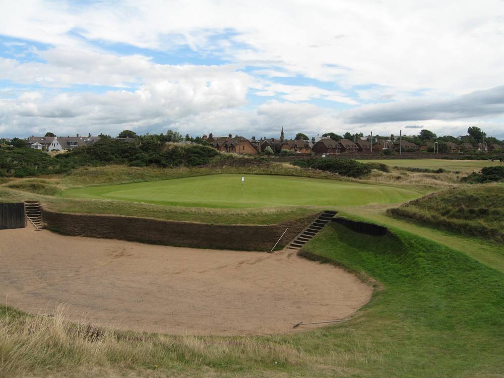17th hole at Prestwick golf course
