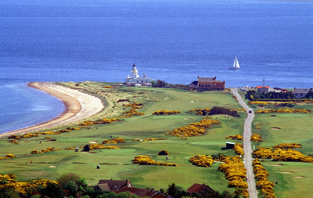 Aerial view of Fortrose & Rosemarkie golf course