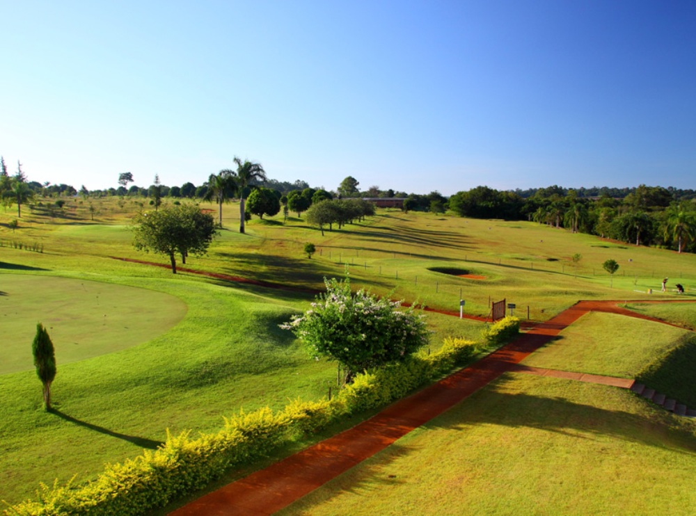 Practice at the Iguassu Golf, part of Wish Resort