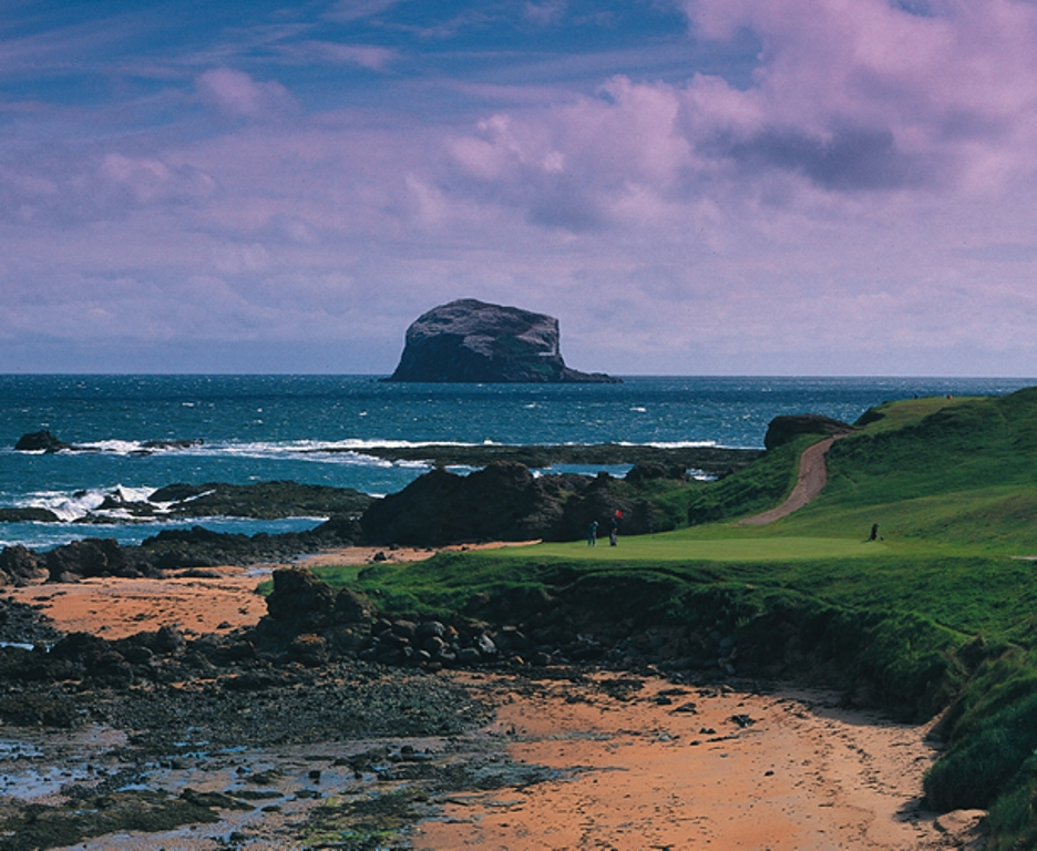 13th hole at Glen golf course