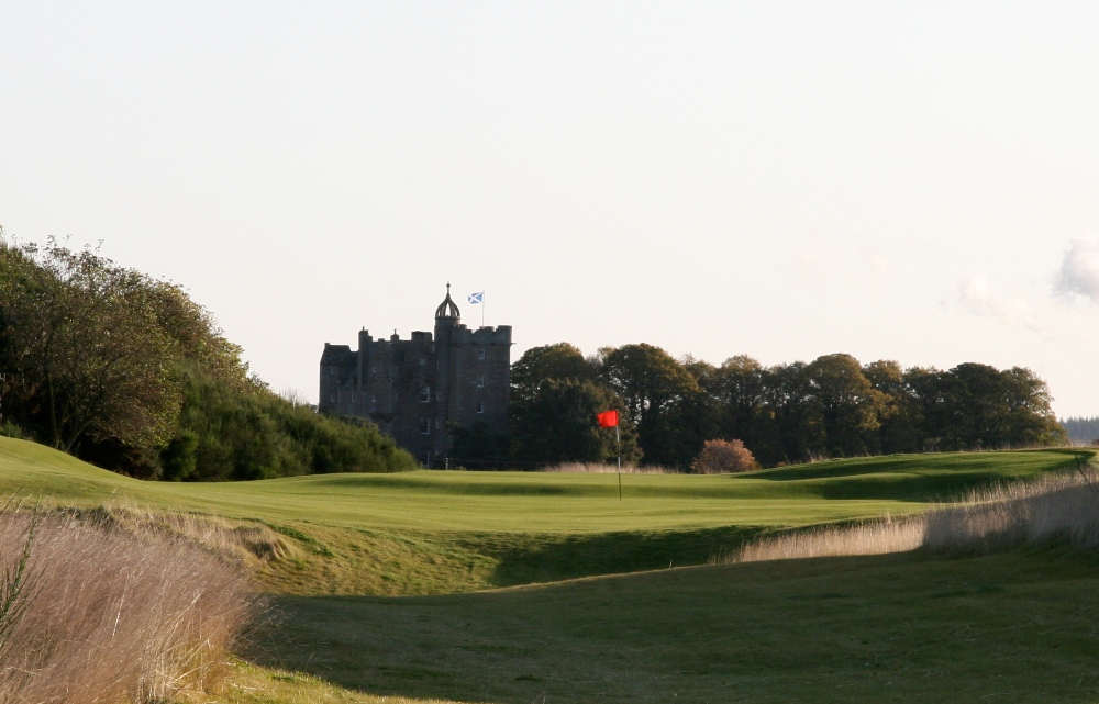 4th hole and Castle at Castle Stuart
