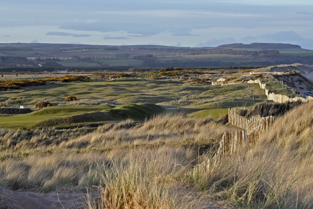 Medal course and dunes at Montrose Medal course and dunes at Montrose