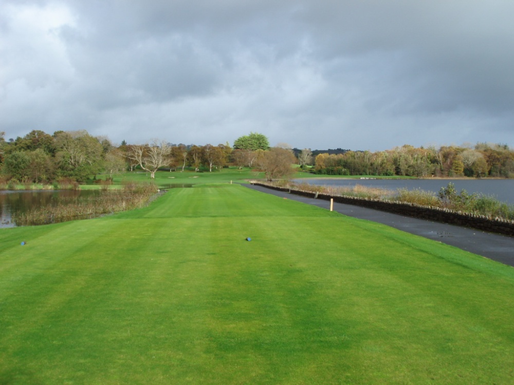 Tee  on the killeen golf course at Killarney