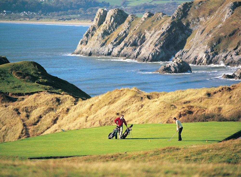 Golfers on the tee on Pennard golf course