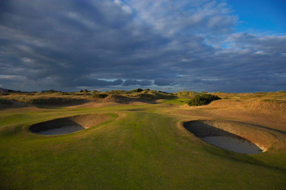 Bunkers at Portmarnock golf links