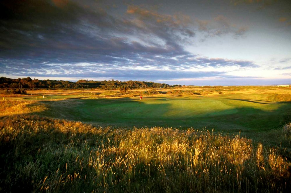 Rough and green on the Old Course at Royal Troon