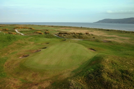 Large green on Conwy golf course