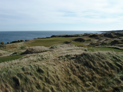 Par 3 8th hole at the Castle Course