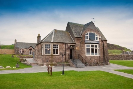 Clubhouse at Machrihanish Dunes