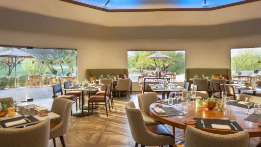 Salle de restaurant au Boulders en Arizona 
