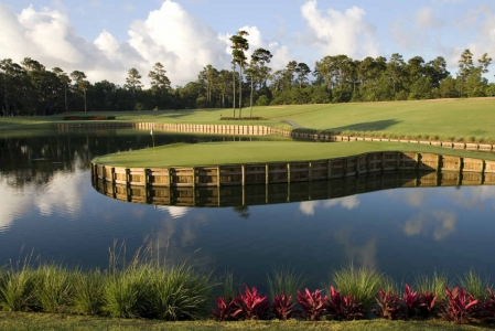 Green du trou 17 du parcours The Players à Sawgrass en Floride