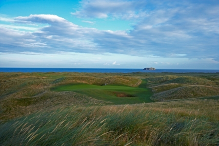Dunes and green at Ballyliffin