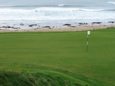Sea waves at Doonbeg golf course