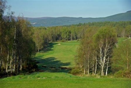Elevated tee Par 4 at Boat of Garten golf course