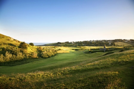 Downhill hole on the Church course at St Enodoc golf club