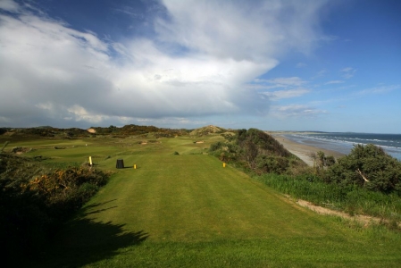 Tee on the Royal County Down golf course