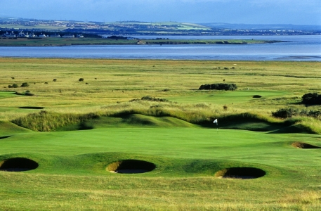 Undulated green with its bunkers at Gullane n°2