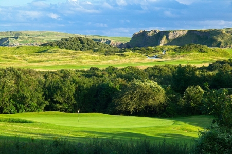 Tenby golf course