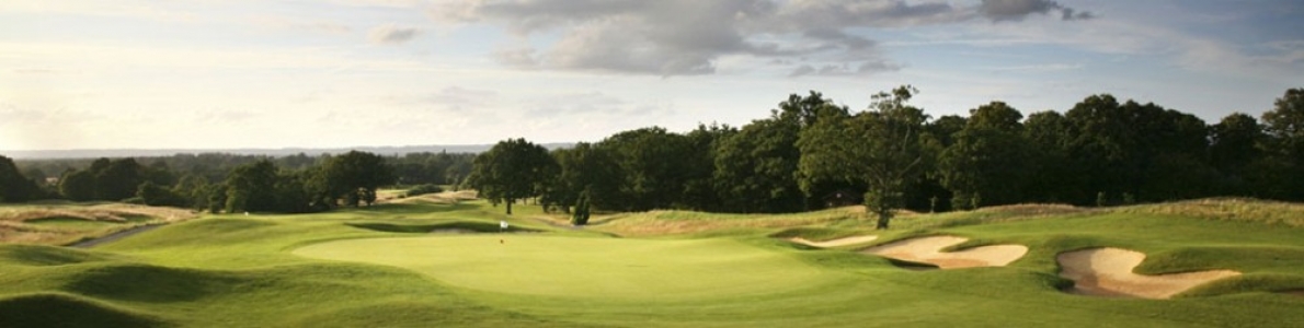 Large green on the Chart Hills golf course