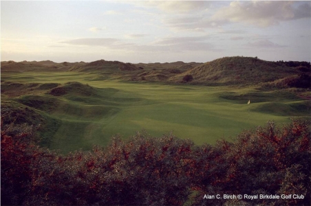 Back of a Par 5 hole on the Royal Birkdale golf course