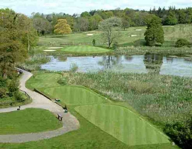 Par 3 next to the lake at Headfort New