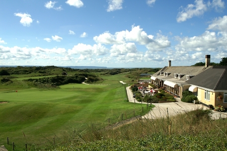 18th green of the East course at Saunton golf club