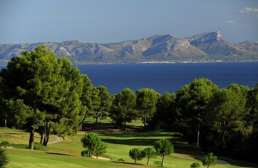 Golf aux Baleares Alcanada